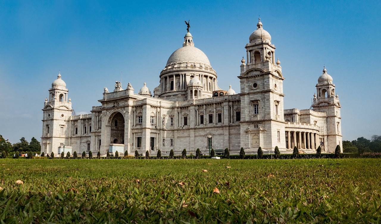 victoria memorial, india, kolkata, victoria, memorial, architecture, ancient, building, historical, travel, british, historic, landscape, asia, bengal, sightseeing, culture, park, history, outdoor, old, lake, panorama, heritage, panoramic, east, scenery, majestic, west, conservation, memory, ethnic, scene, destination, clear, nature, sharp, sky, grass